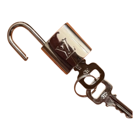 ✨️ RARE LOUIS VUITTON #️⃣ 3️⃣1️⃣5️⃣  Silver Lock with 2 KEYS + COA ✨️ - Picture 3 of 9